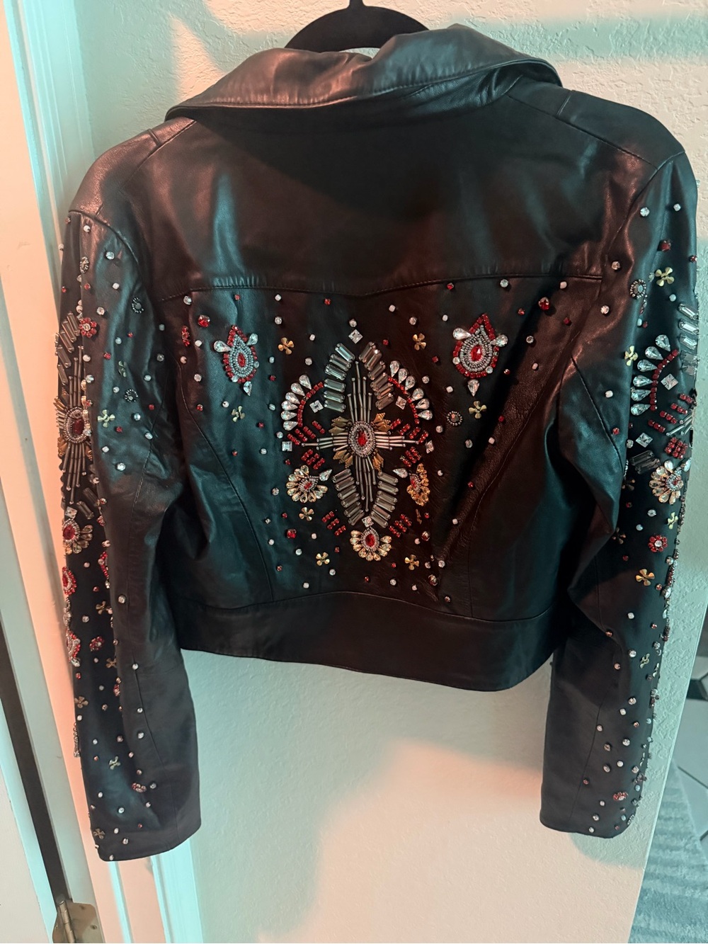 NWOT Any Old Iron Women's Black Beaded Leather Jacket Large, Cropped - Picture 5 of 6